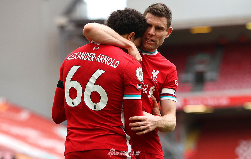 [英超]利物浦2-1维拉 阿诺德绝杀