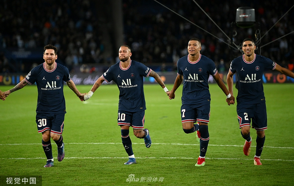 [欧冠]大巴黎2-0曼城 梅西破门