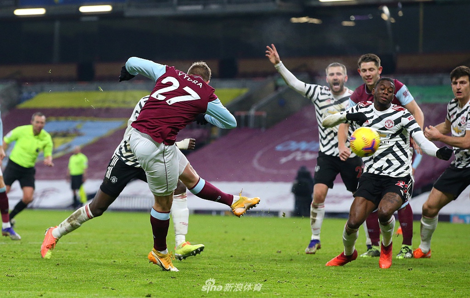 [英超]伯恩利0-1曼联 博格巴破门