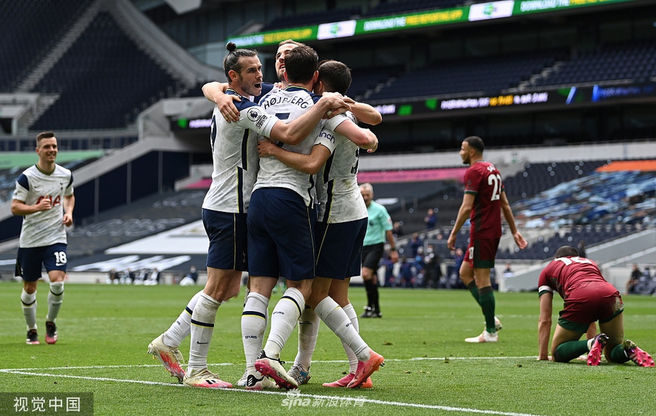[英超]热刺2-0狼队 凯恩破门