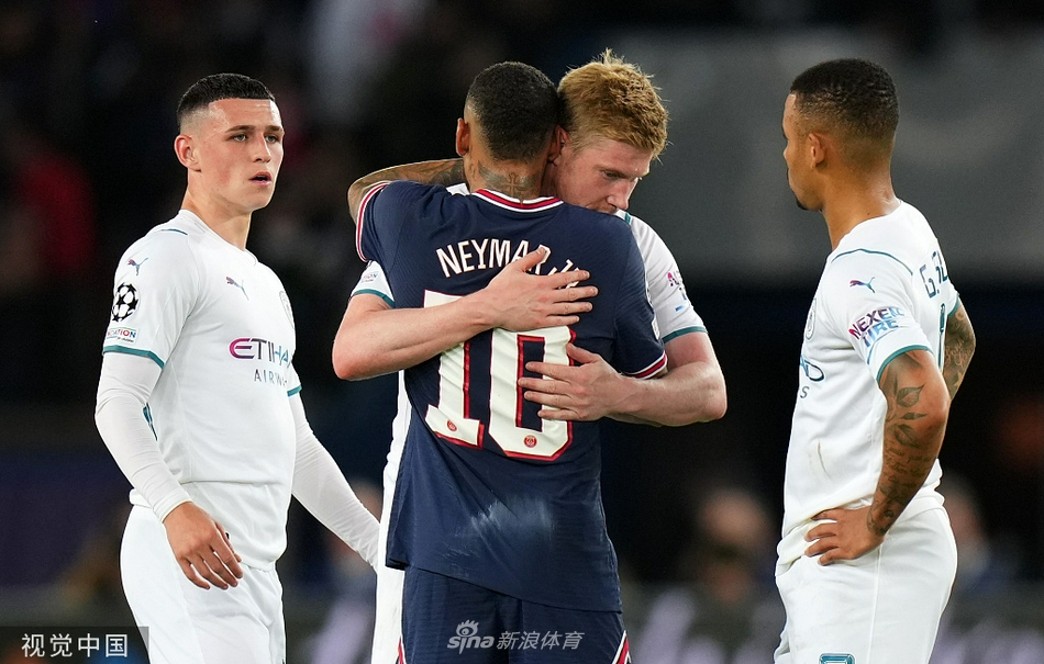 [欧冠]大巴黎2-0曼城 梅西破门