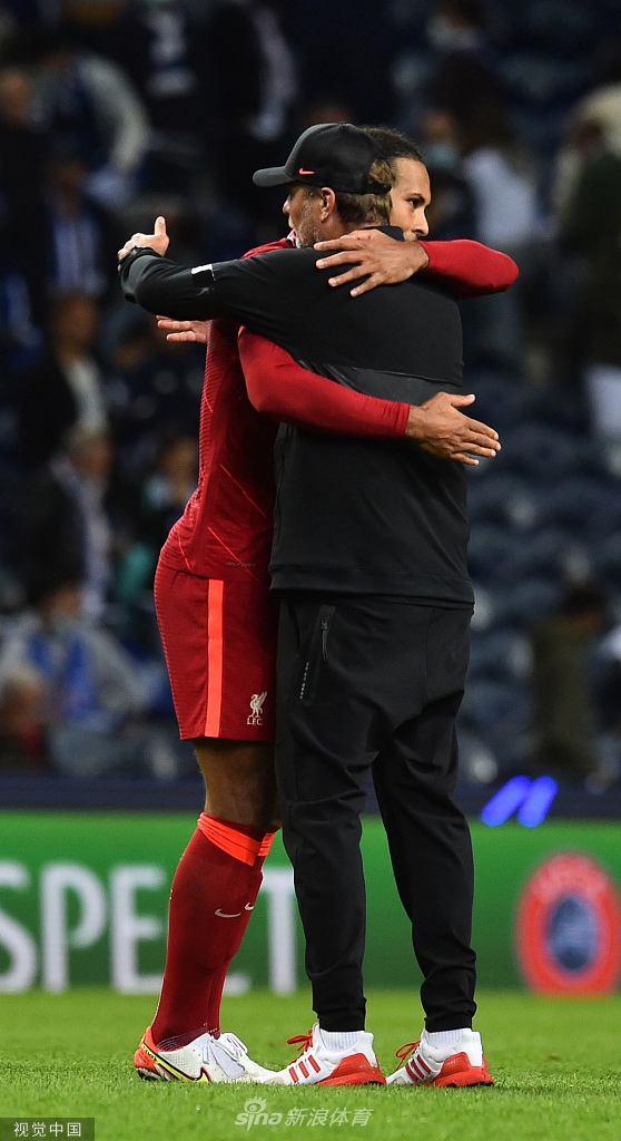 [欧冠]波尔图1-5利物浦 萨拉赫两球