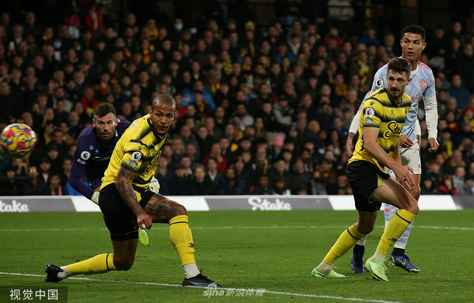 [英超]沃特福德4-1曼联 马奎尔红牌