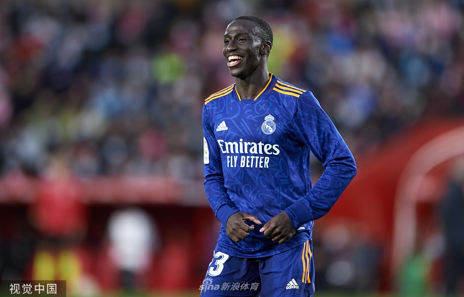 [西甲]格拉纳达1-4皇马 阿森西奥破门