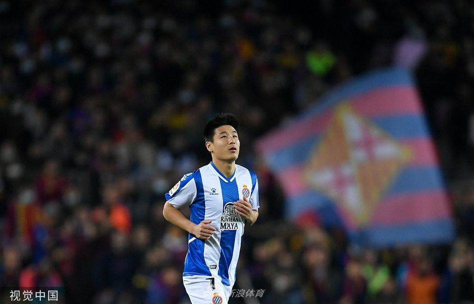 [西甲]巴萨1-0西班牙人 德佩破门