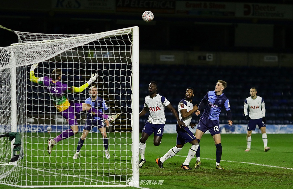 [足总杯]威科姆1-4热刺 贝尔破门