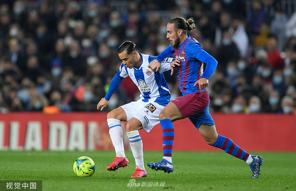 [西甲]巴萨1-0西班牙人 德佩破门