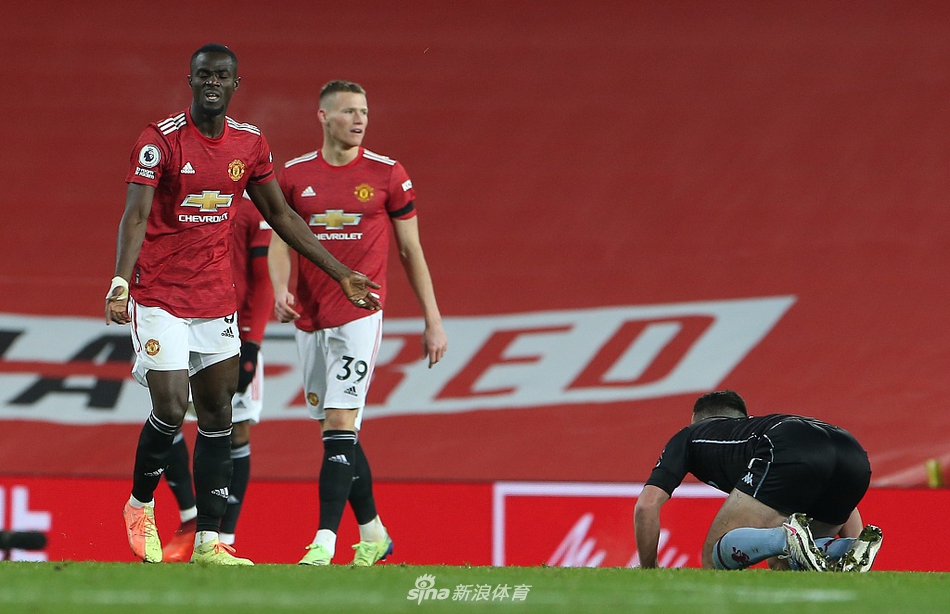 [英超]曼联2-1维拉