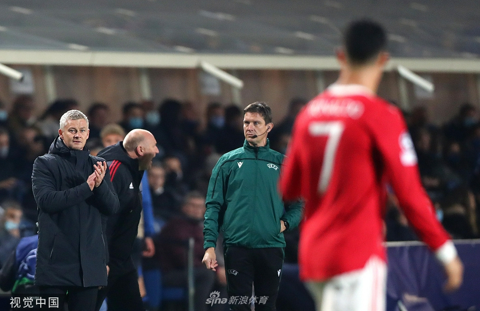 [欧冠]亚特兰大2-2曼联 C罗梅开二度