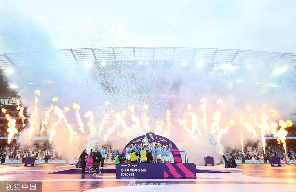 [英超]曼城5-0埃弗顿 阿圭罗两球