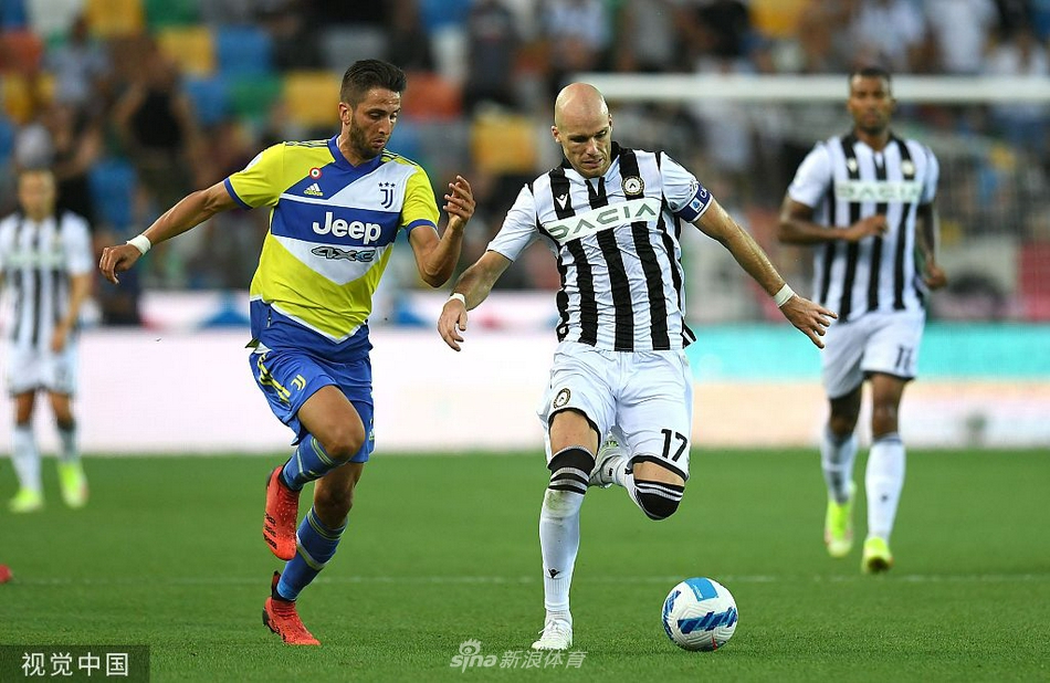 [意甲]乌迪内斯2-2尤文 C罗补时进球被判无效