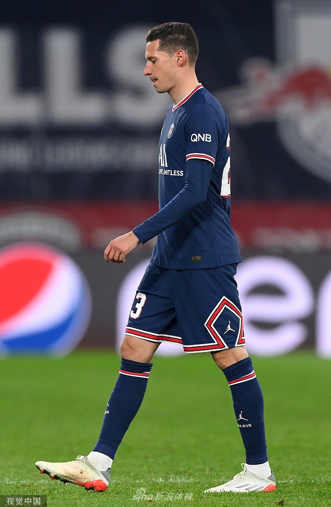 [欧冠]莱比锡2-2巴黎 维纳尔杜姆两球