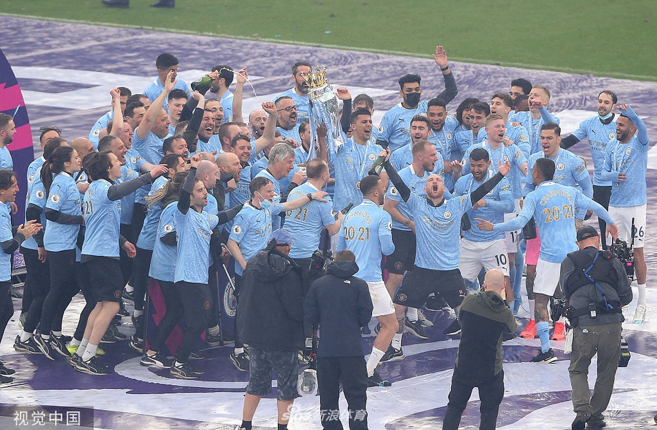 [英超]曼城5-0埃弗顿 阿圭罗两球