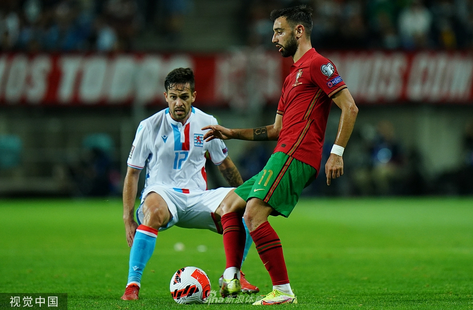 [世预赛]葡萄牙5-0卢森堡 C罗帽子戏法