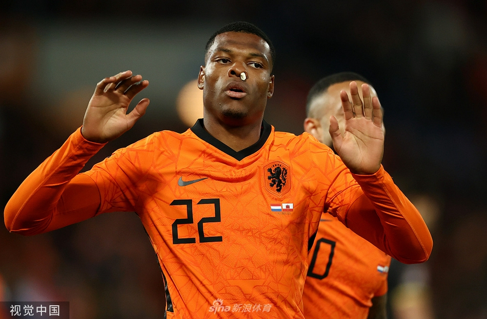 [世预赛]荷兰6-0直布罗陀 德佩两传两射
