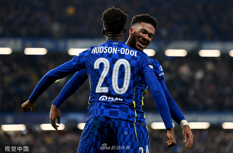 [欧冠]切尔西4-0尤文 查洛巴维尔纳破门