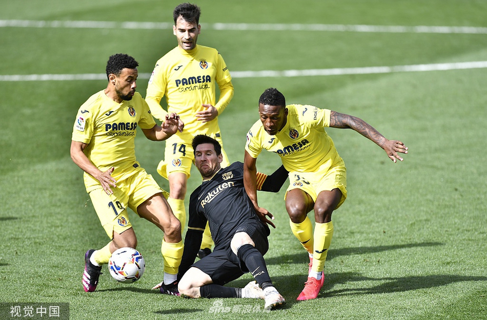 [西甲]比利亚雷亚尔1-2巴萨 格列兹曼两球