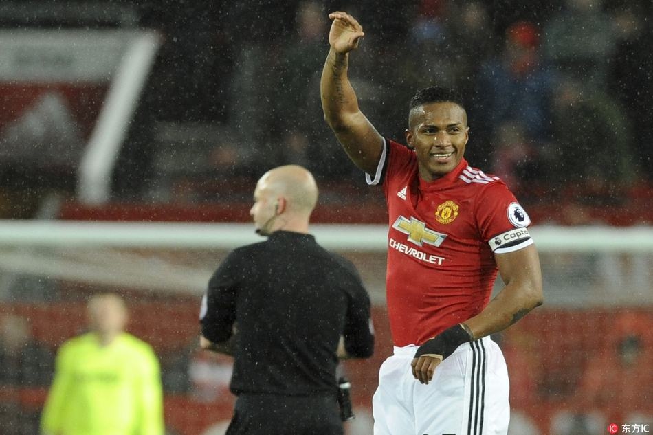 瓦伦西亚首开纪录