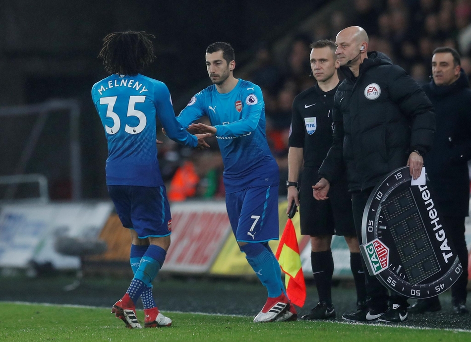 姆希塔良替补首秀