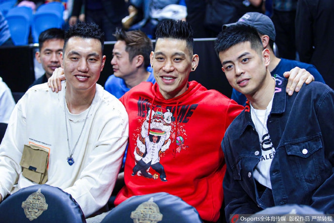 CBA全明星赛星锐赛:林书豪 方硕 翟晓川领衔众球星观战