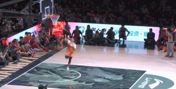 CBA全明星扣篮决赛:矣进宏加冕扣篮王