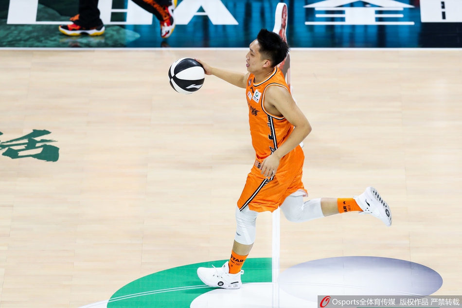 2020年全明星技巧挑战赛预赛 胡金秋杀入决赛