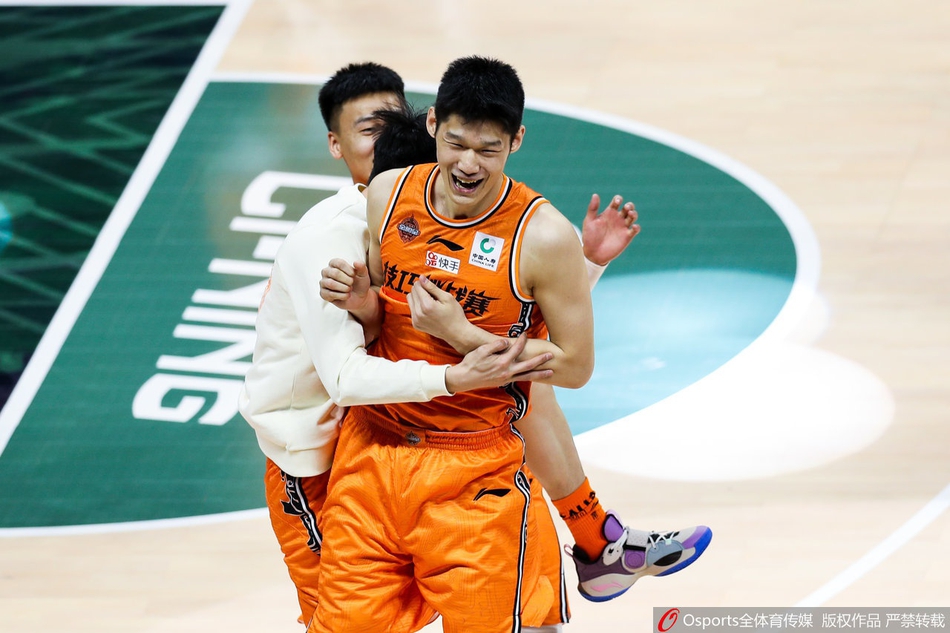 2020年全明星技巧挑战赛预赛 胡金秋杀入决赛