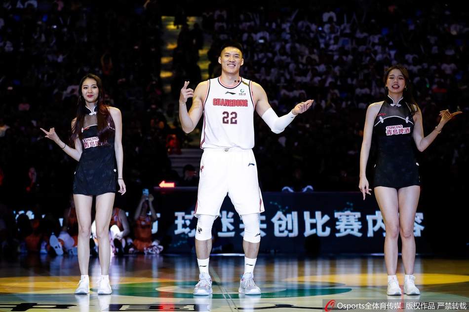 CBA全明星赛:阿日献暴扣1V1虐杜锋