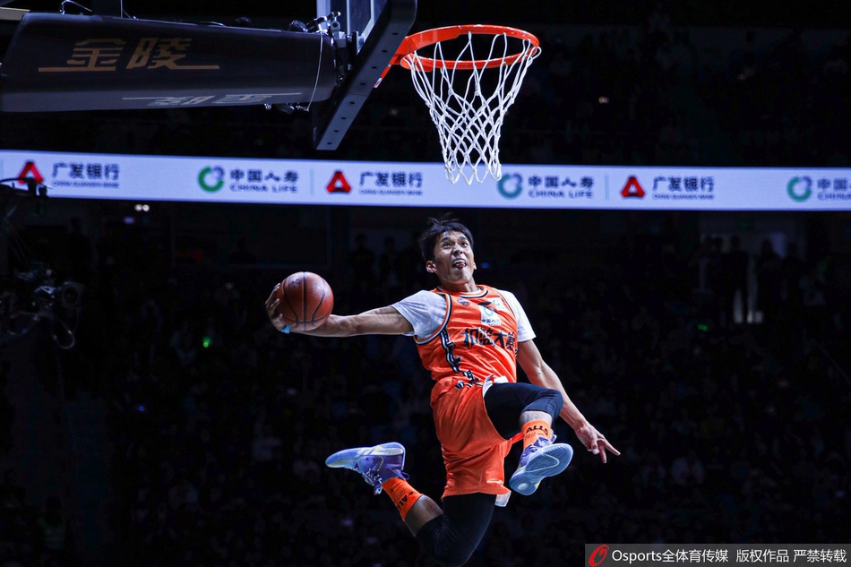 CBA全明星扣篮决赛:矣进宏加冕扣篮王