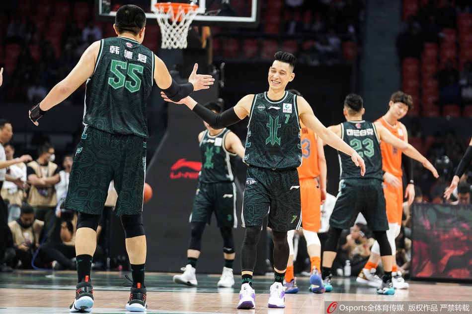 CBA全明星赛:南区1分险胜北区 赵睿荣膺MVP