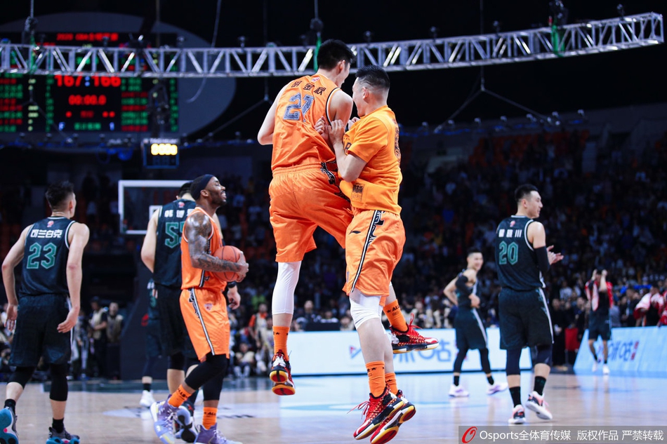 CBA全明星赛:南区1分险胜北区 赵睿荣膺MVP