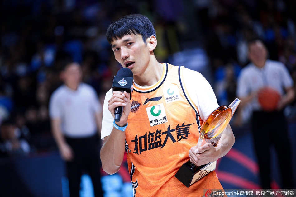 CBA全明星扣篮决赛:矣进宏加冕扣篮王