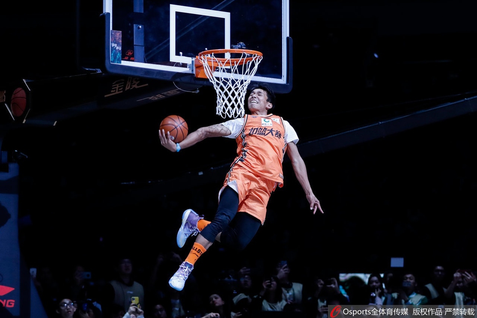 CBA全明星扣篮决赛:矣进宏加冕扣篮王