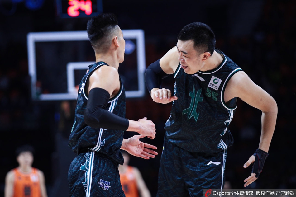 CBA全明星赛:南区1分险胜北区 赵睿荣膺MVP