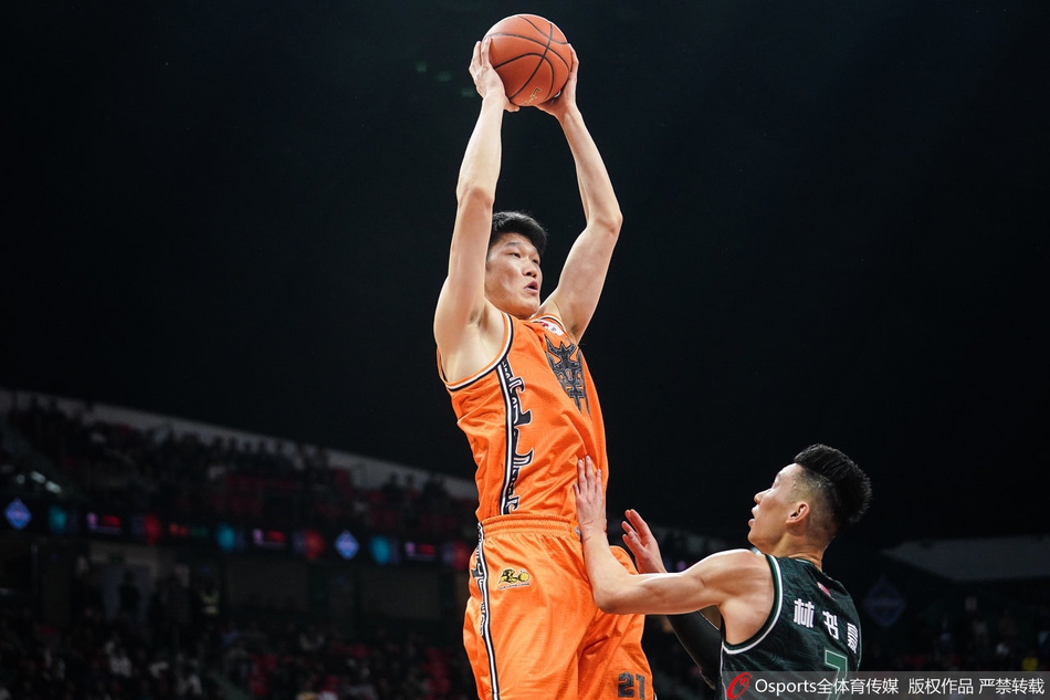 CBA全明星赛:南区1分险胜北区 赵睿荣膺MVP