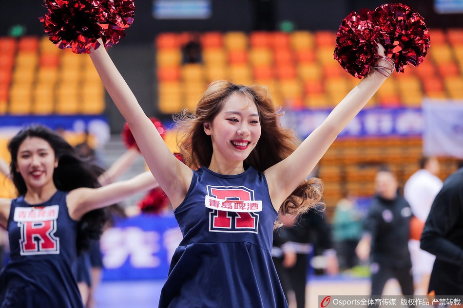 CBA第27轮:篮球宝贝性感热舞助力球队