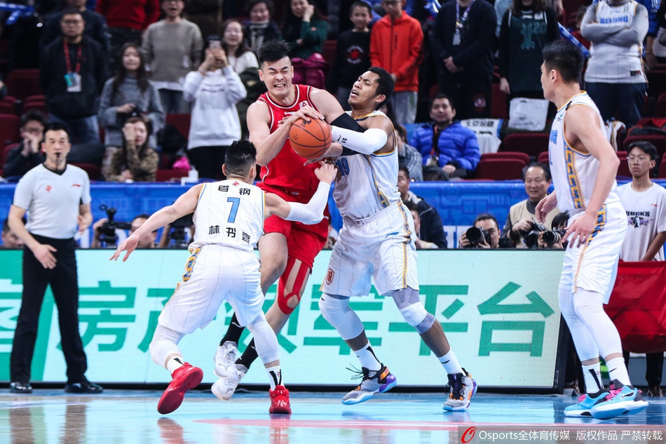 CBA第28轮:北京VS深圳