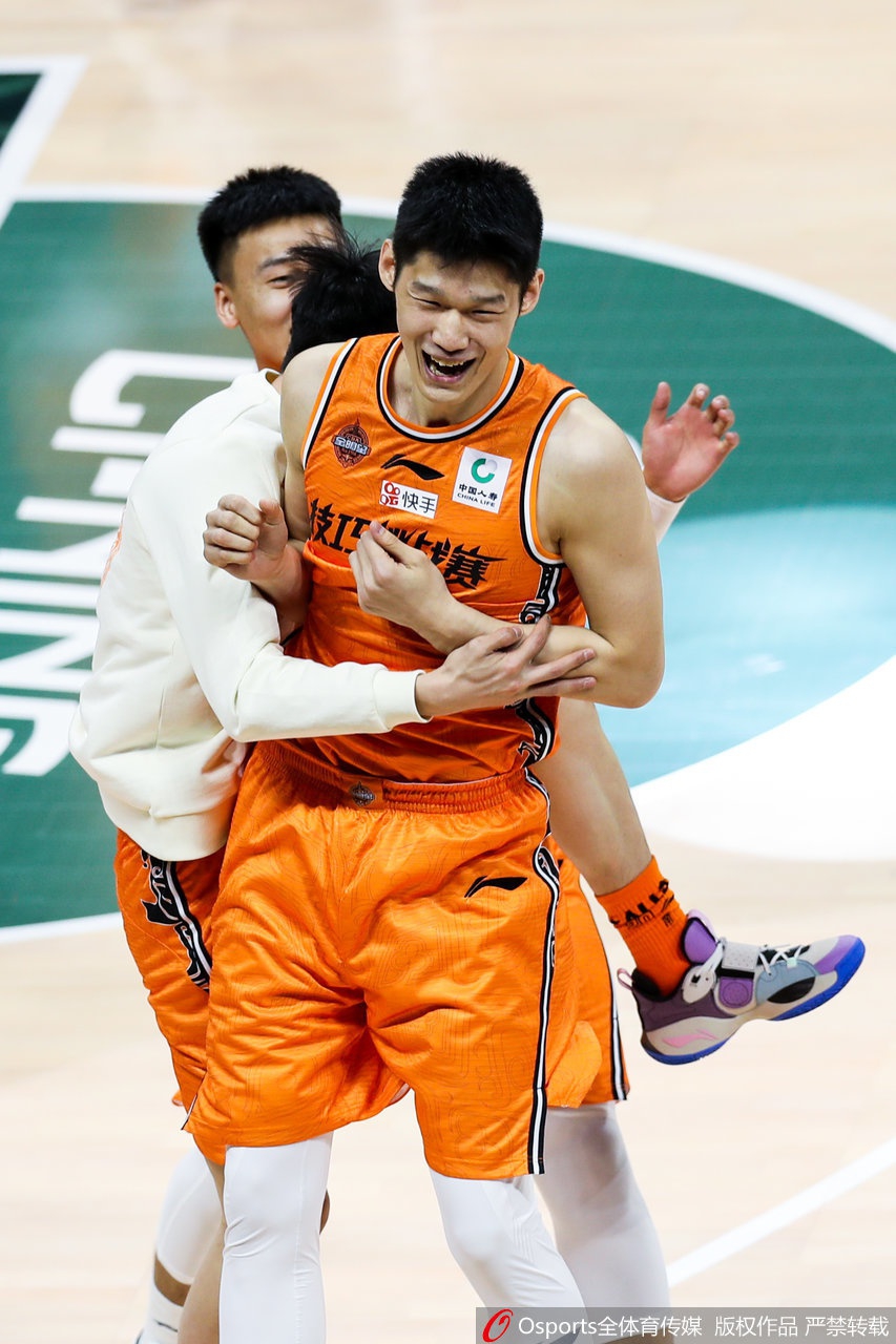 2020年全明星技巧挑战赛预赛 胡金秋杀入决赛