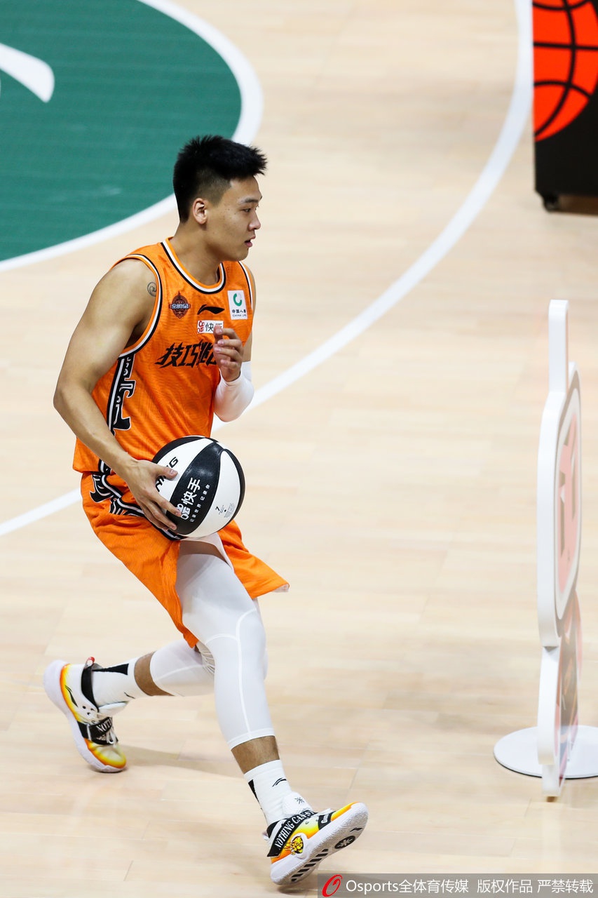 2020年全明星技巧挑战赛预赛 胡金秋杀入决赛