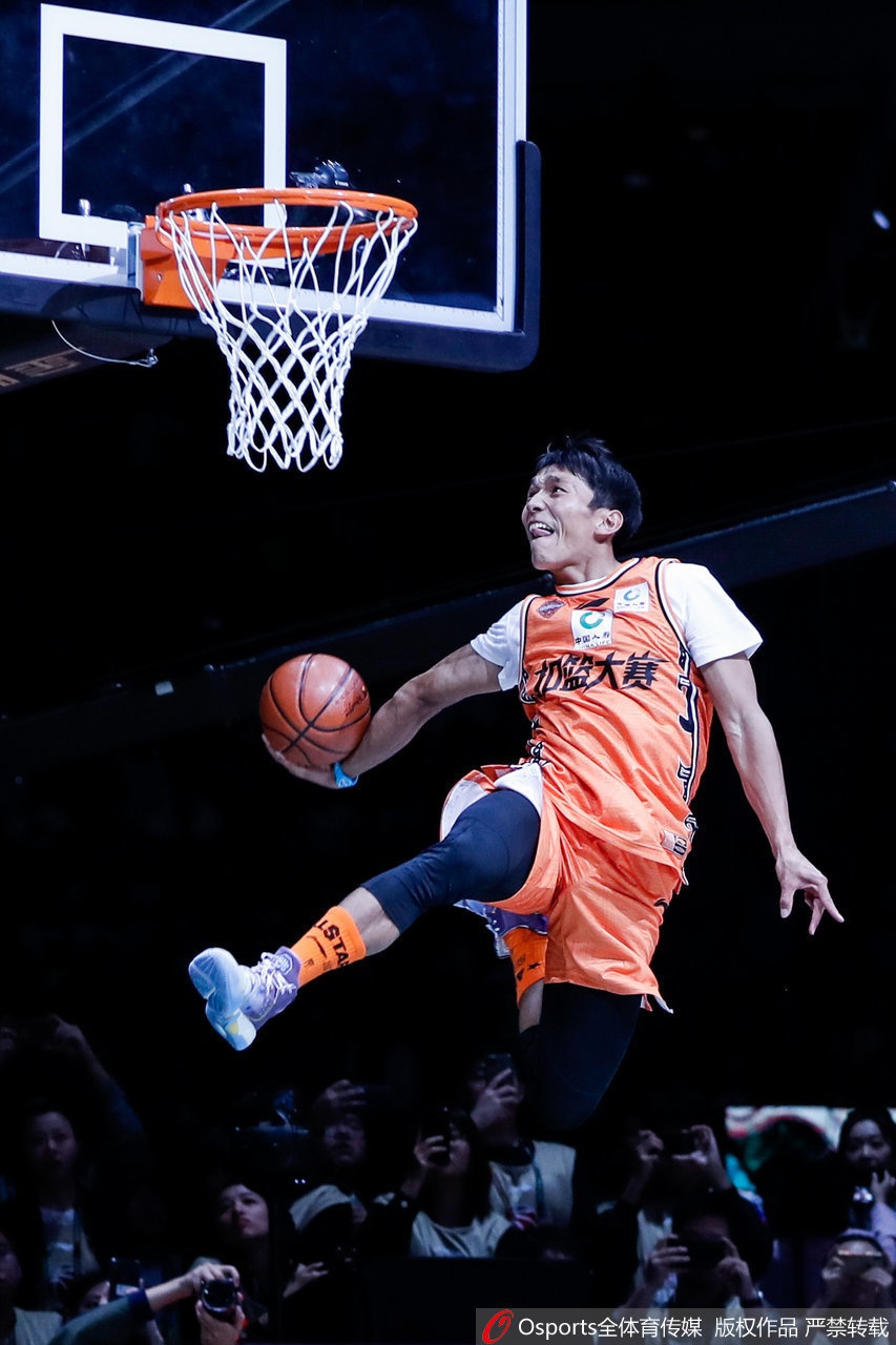CBA全明星扣篮决赛:矣进宏加冕扣篮王