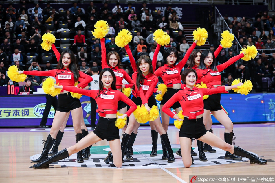 CBA第29轮:篮球宝贝性感热舞助力球队