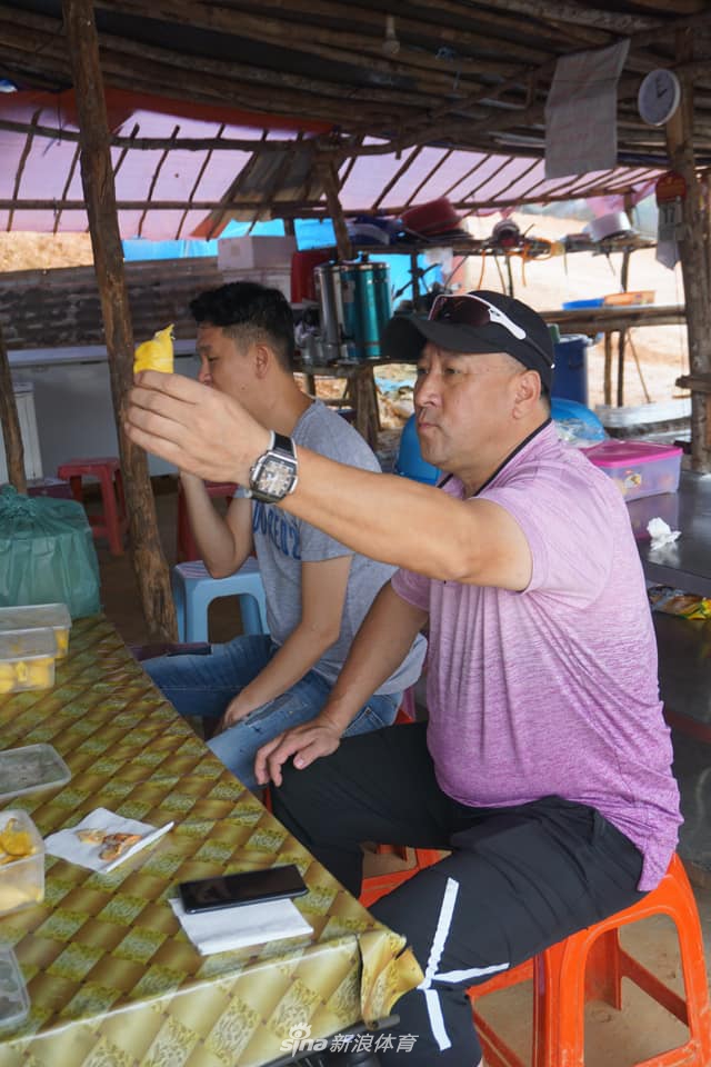 李永波造访大马榴莲园