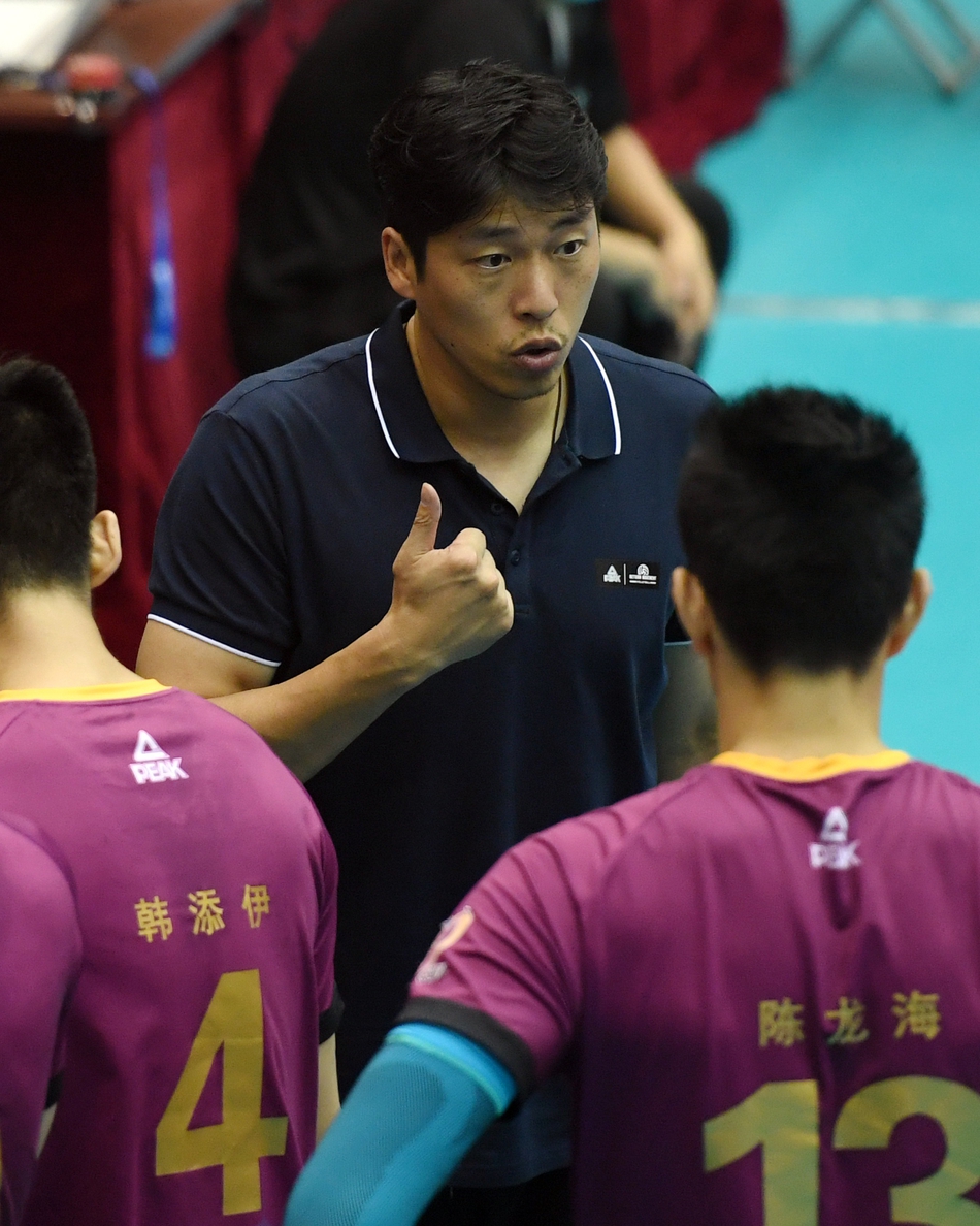 男排联赛上海0-3江苏