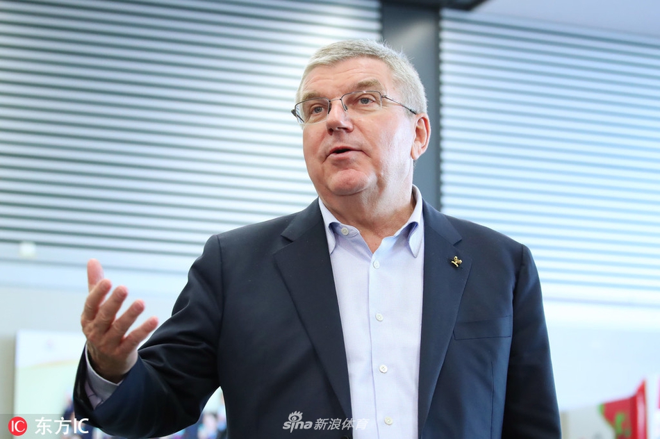 巴赫到访味之素国家训练中心