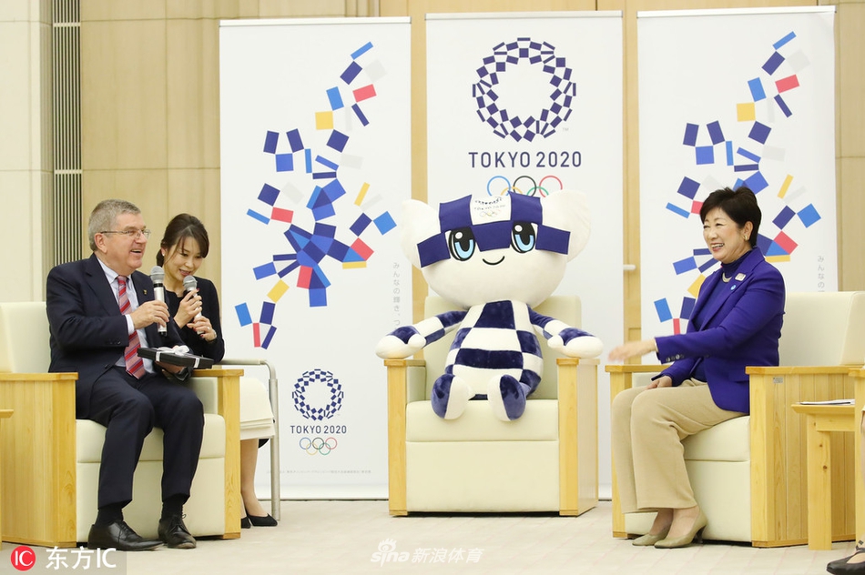 巴赫到访味之素国家训练中心