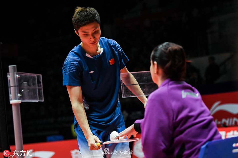 羽联总决赛石宇奇进决赛