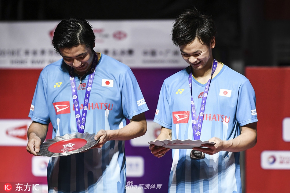 羽联总决赛男双颁奖仪式