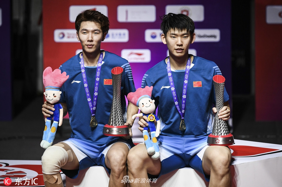 羽联总决赛男双颁奖仪式