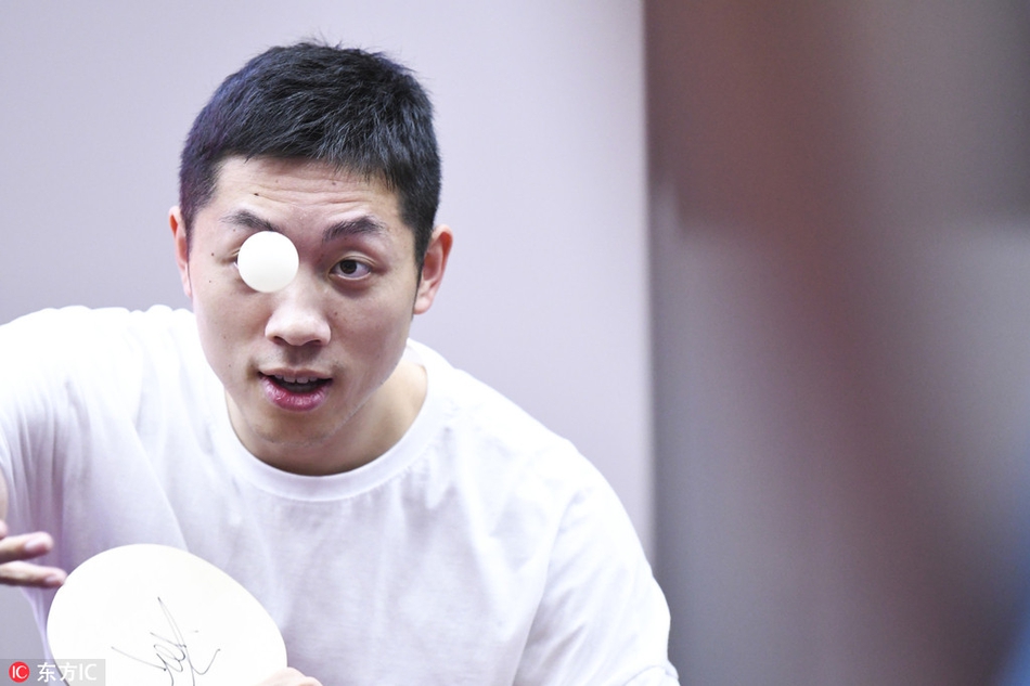 许昕出席乒乓粉丝大会