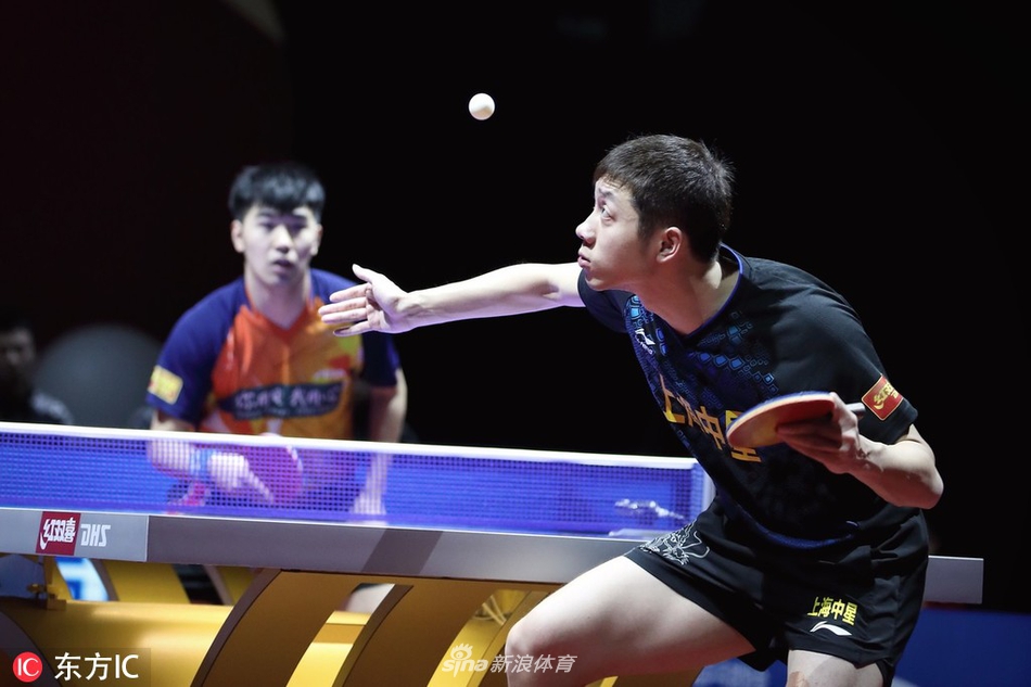 乒超总决赛男团半决赛上海胜